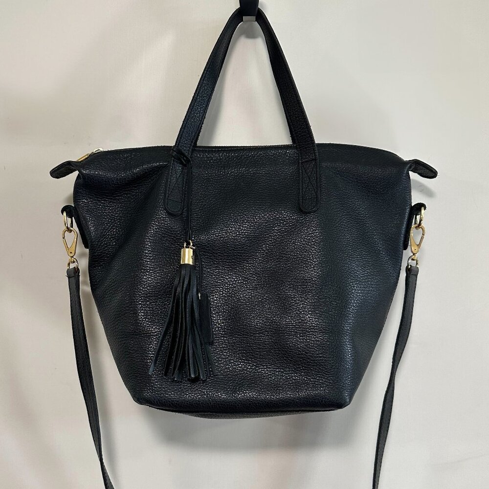 Cuyana Pebbled Leather Tote - Black